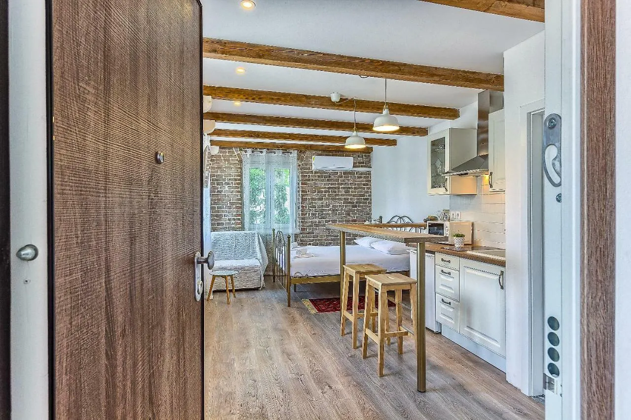 Charming Studio Apartment Split 0*,